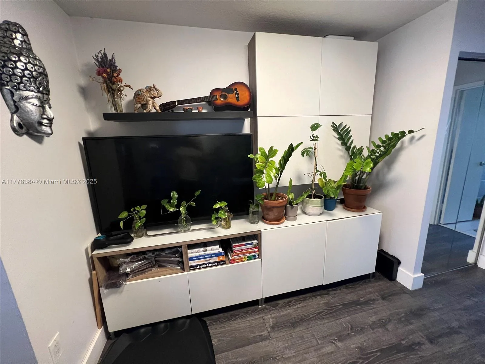 221 Meridian Ave # 206, Miami Beach, FL 33139 photo 4