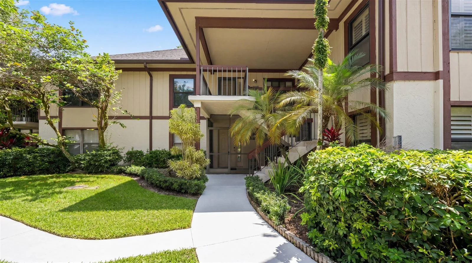 13400 Polo Rd # 203, Wellington, FL 33414