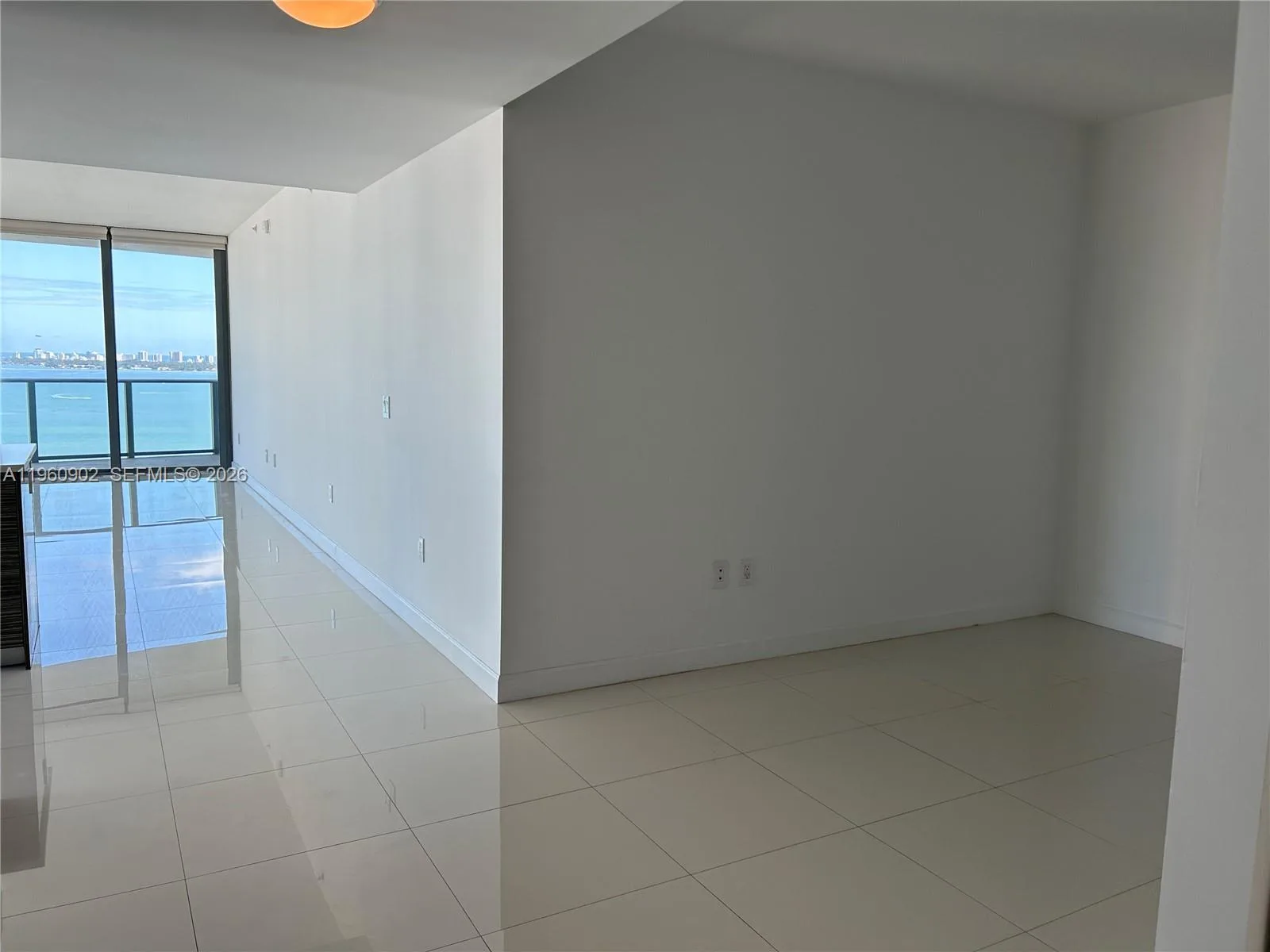 460 NE 28th St # 2401, Miami, FL 33137 photo 12
