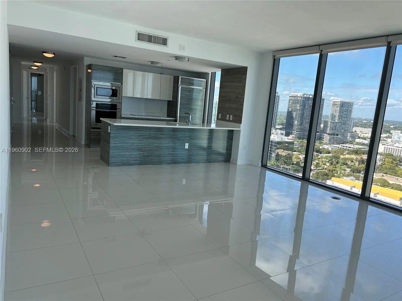 460 NE 28th St # 2401, Miami, FL 33137 photo 5