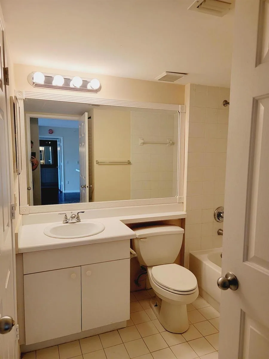 2640 S University Drive # 222, Davie, FL 33328 photo 11