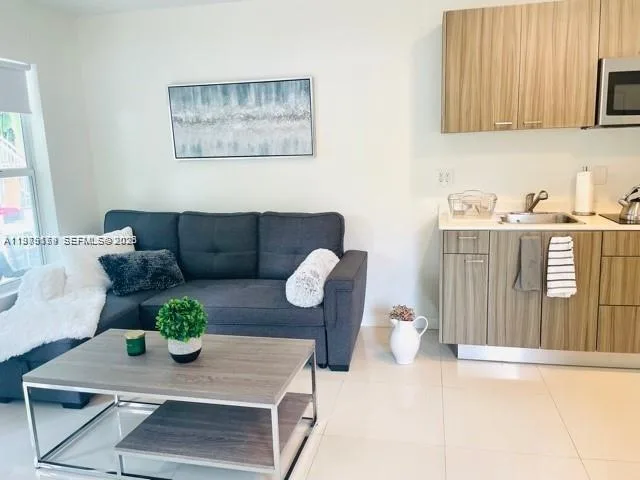 1419 West Ave # 106, Miami Beach, FL 33139 photo 2