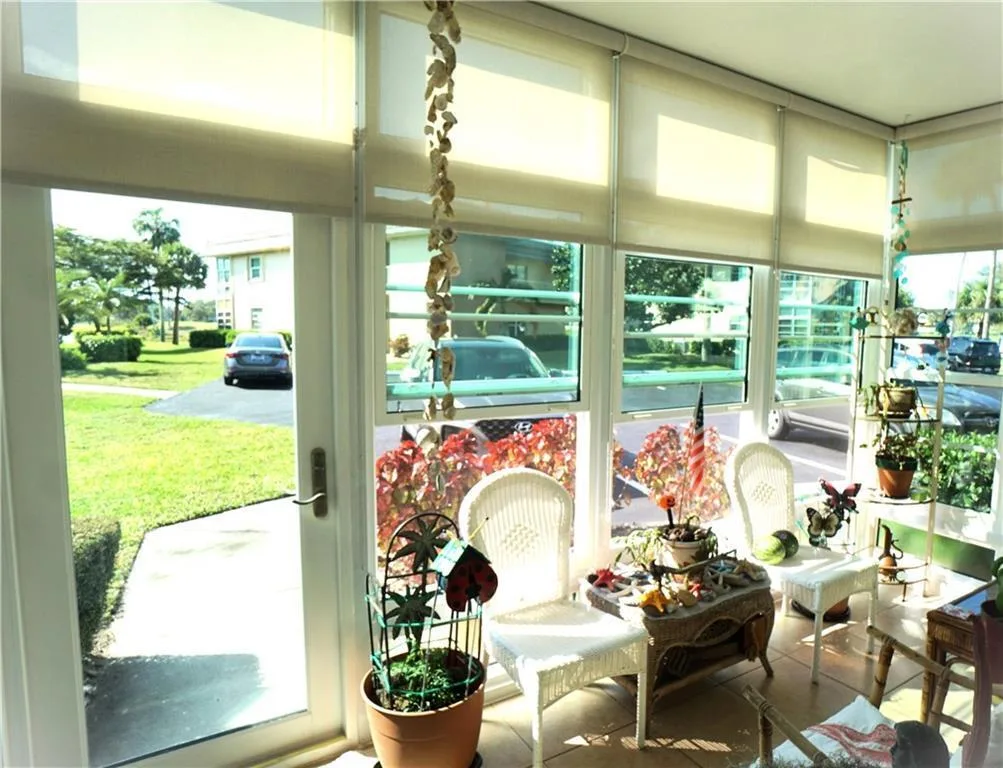 21 VISTA GARDENS Trail # 105, Vero Beach, FL 32962