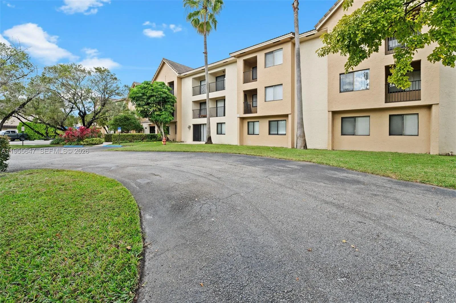 10001 W Atlantic Blvd # 218, Coral Springs, FL 33071