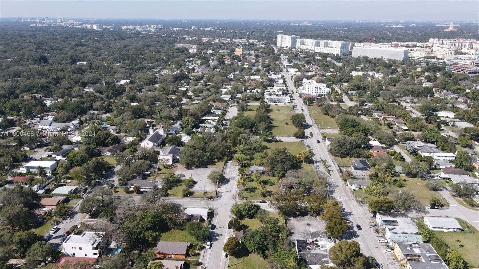 3373 Thomas Ave, Miami, FL 33133 photo 7