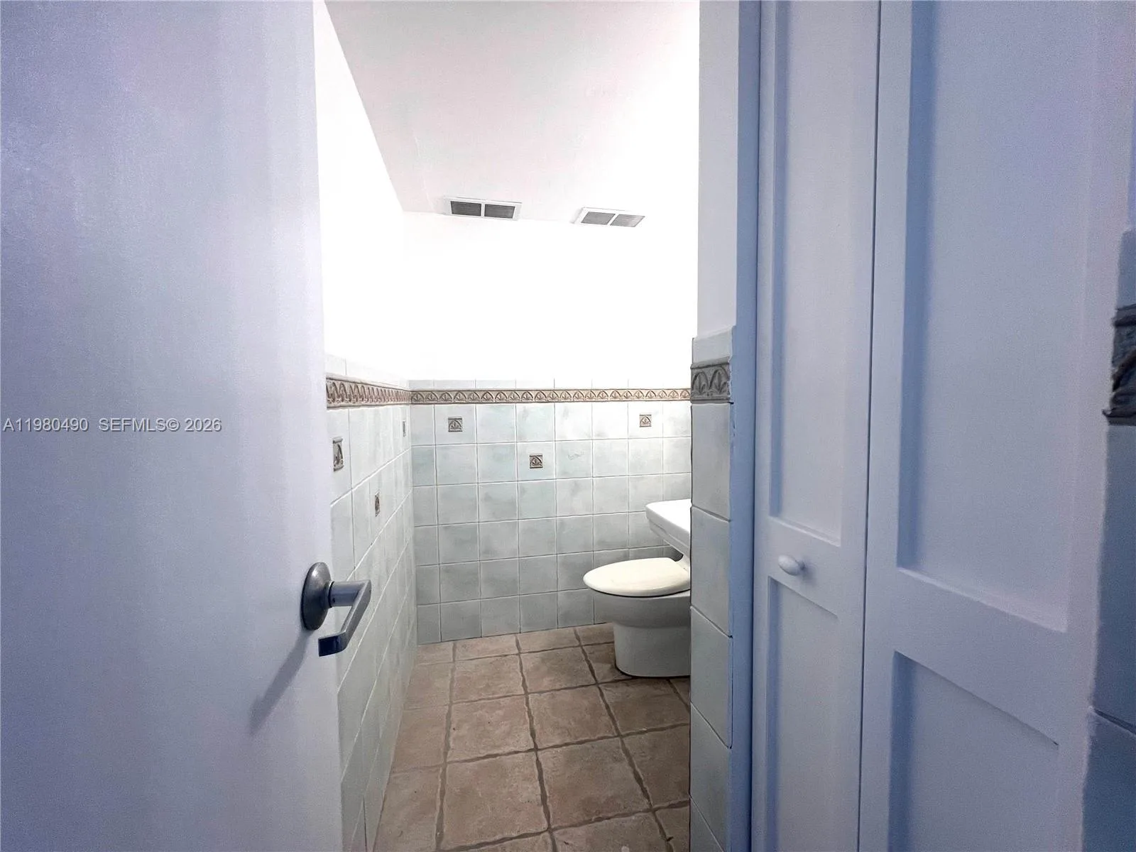 3475 N Country Club Dr # 716, Aventura, FL 33180 photo 10