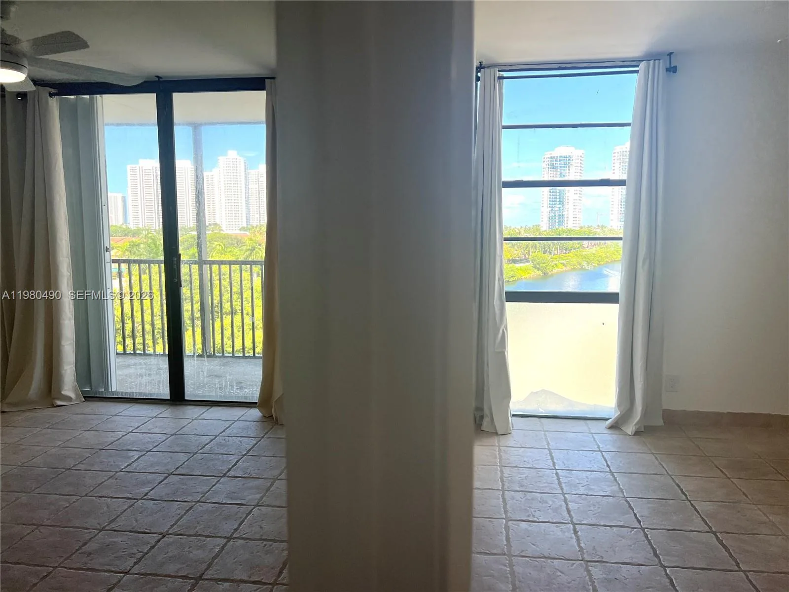 3475 N Country Club Dr # 716, Aventura, FL 33180 photo 6