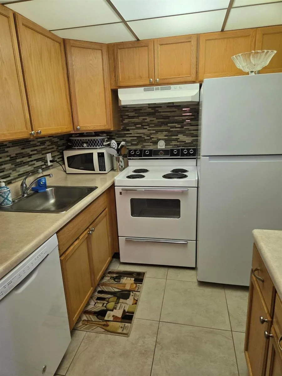 138 Newport I, Deerfield Beach, FL 33442 photo 6