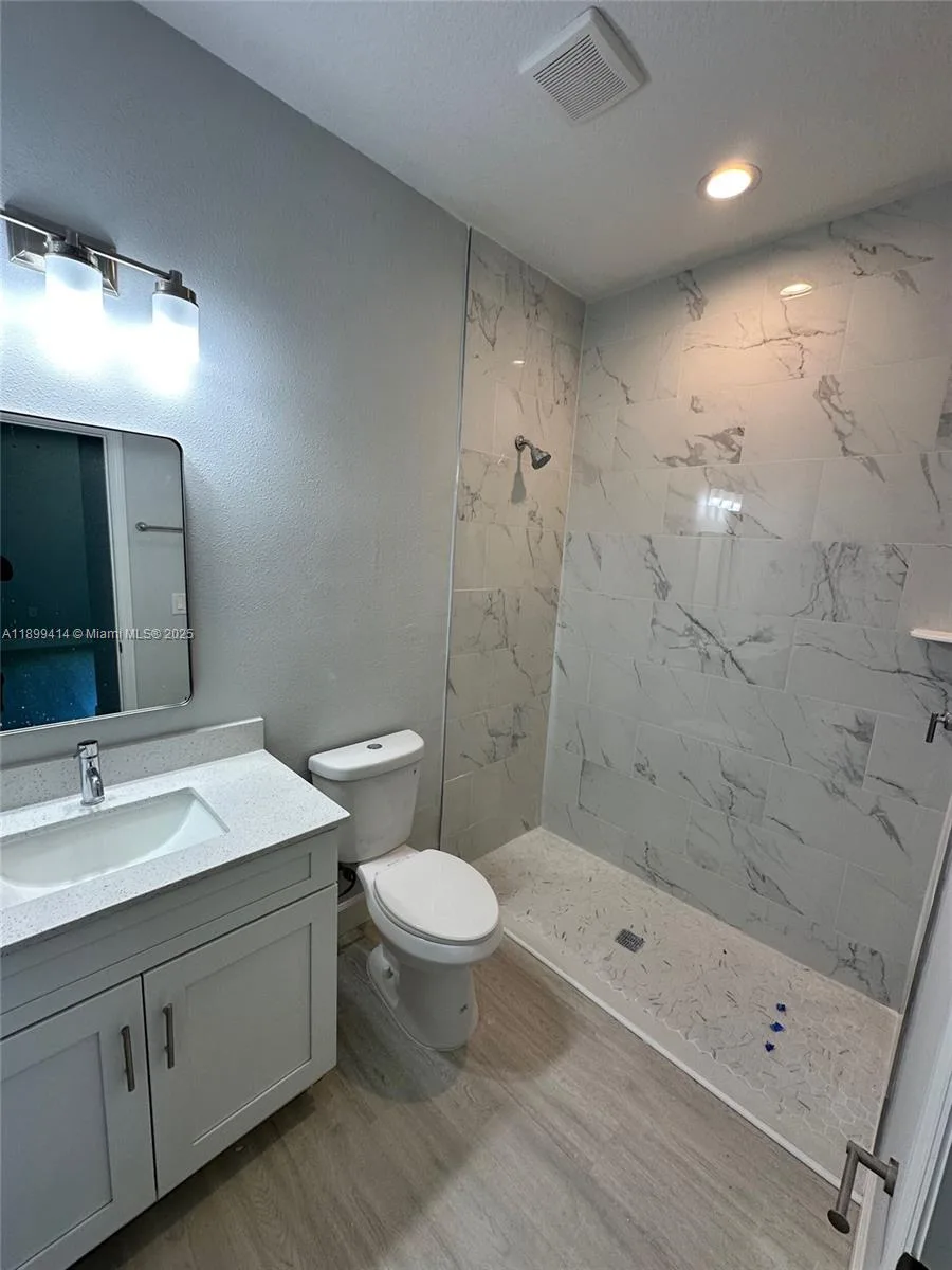 10387 Port Everglades St # 1, Port Charlotte, FL 33981 photo 5