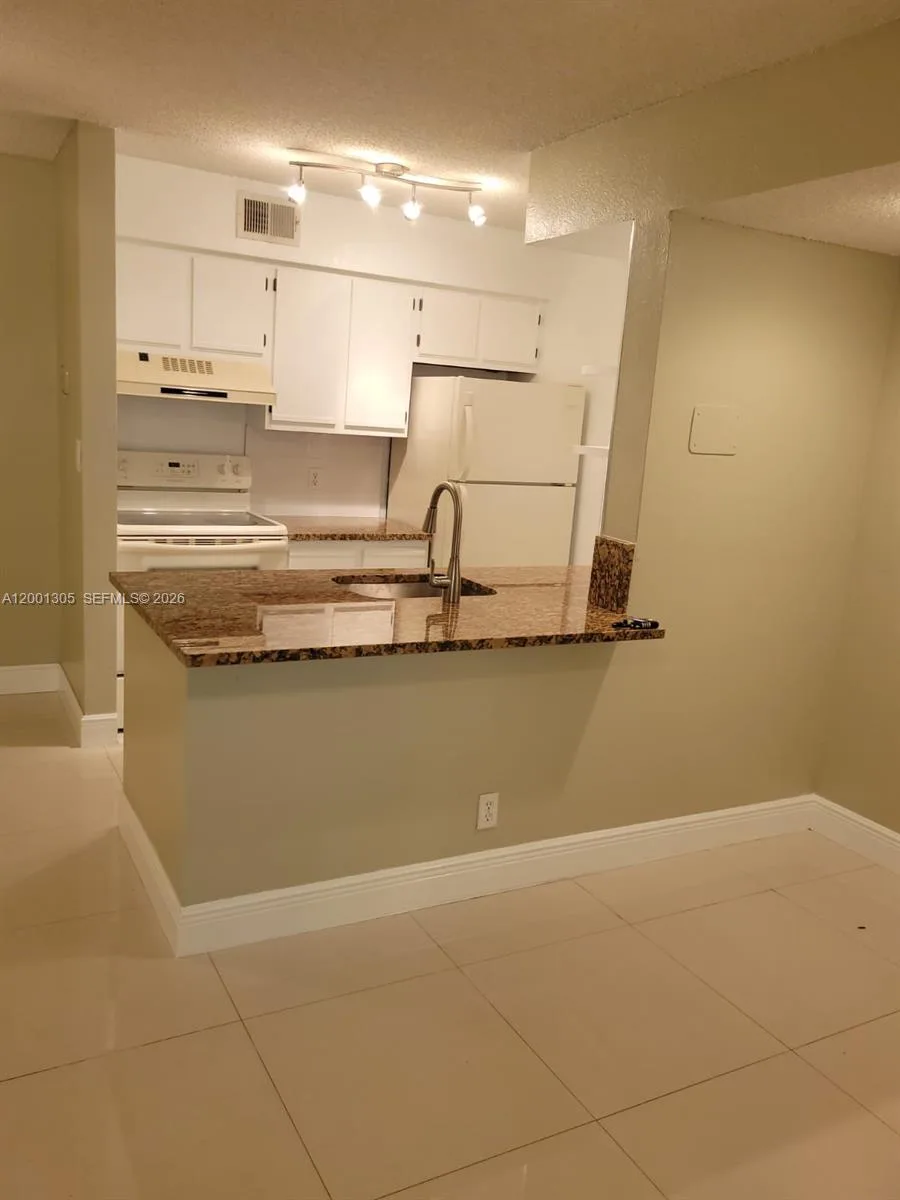 2826 S University Dr # 3101, Davie, FL 33328 photo 11
