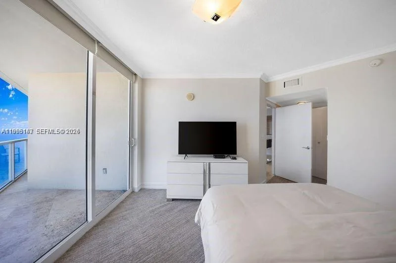 16699 Collins Ave # 4006, Sunny Isles Beach, FL 33160 photo 12