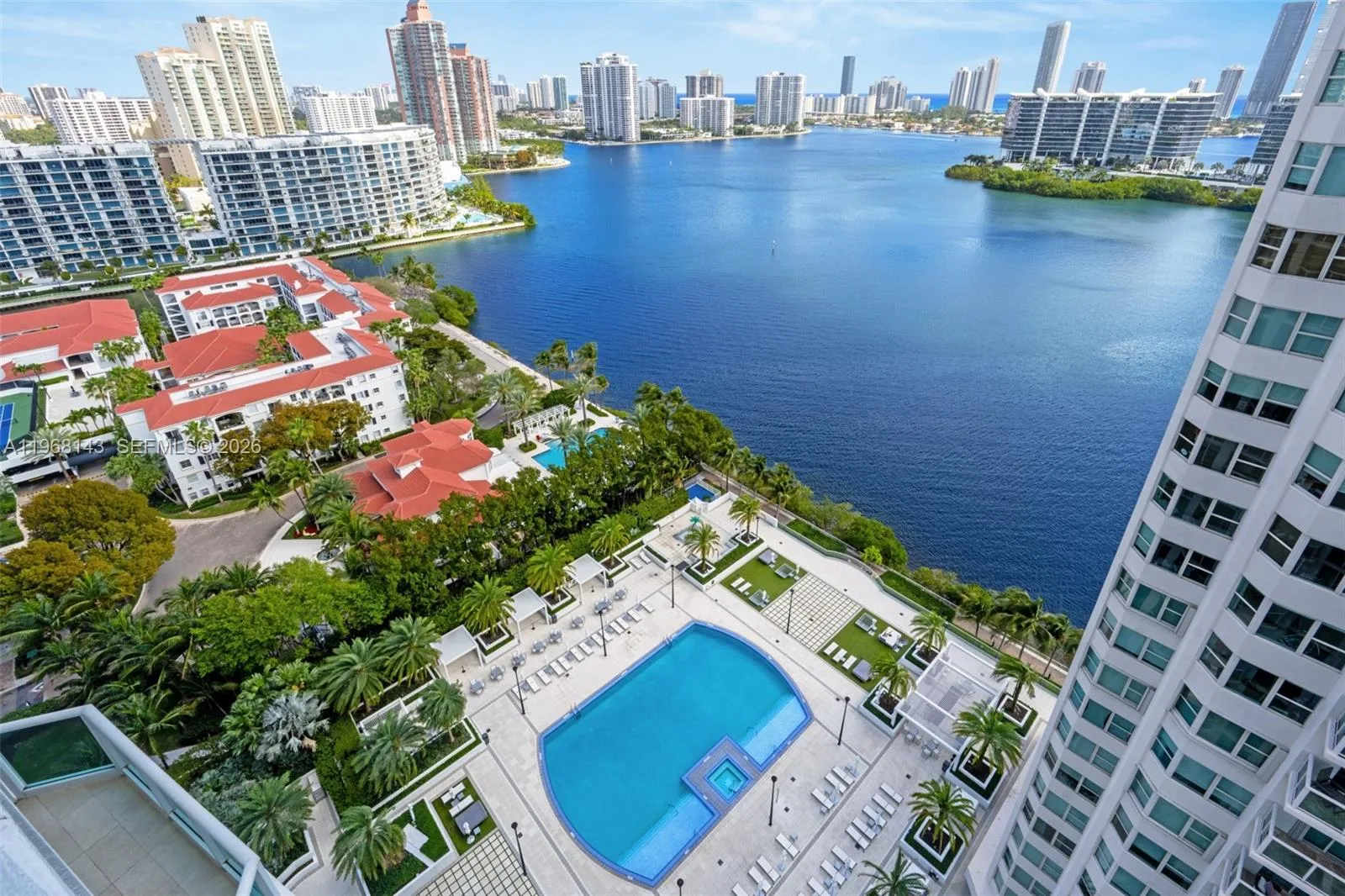 3301 NE 183 Street # 2209, Aventura, FL 33160
