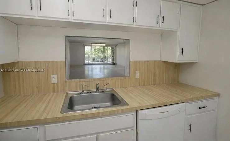 3531 Inverrary Dr # 310, Lauderhill, FL 33319 photo 6