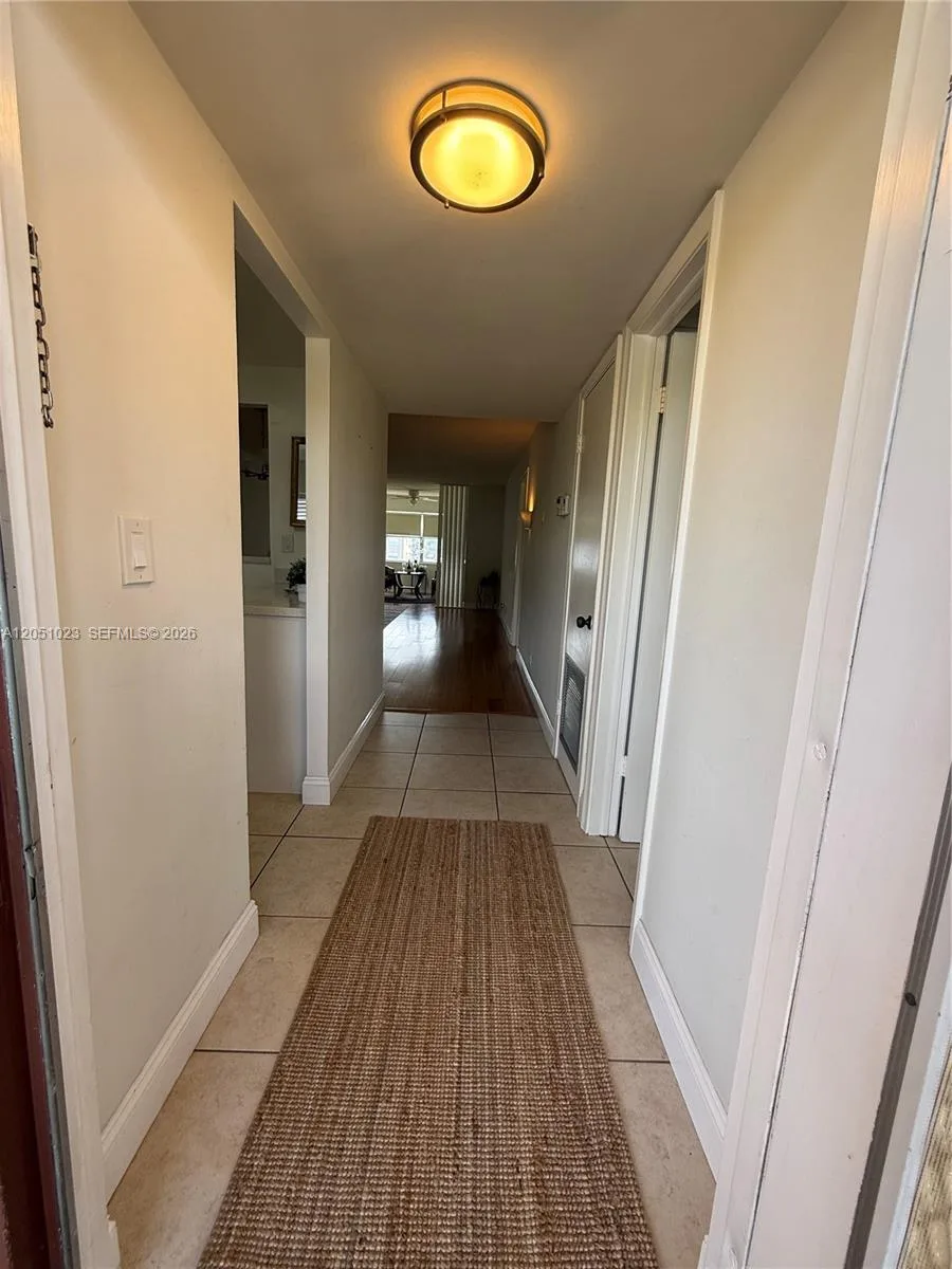 9540 Sunrise Lakes Blvd # 208, Sunrise, FL 33322 photo 7