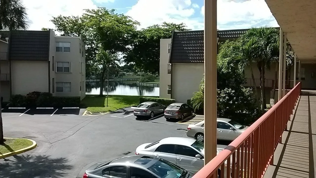 9360 Lime Bay Boulevard # 207, Tamarac, FL 33321