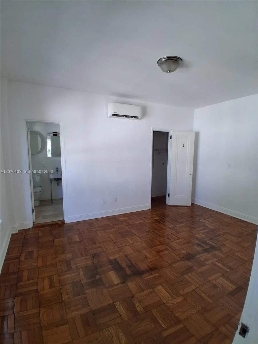 4035 N Meridian Ave # 305, Miami Beach, FL 33140 photo 11