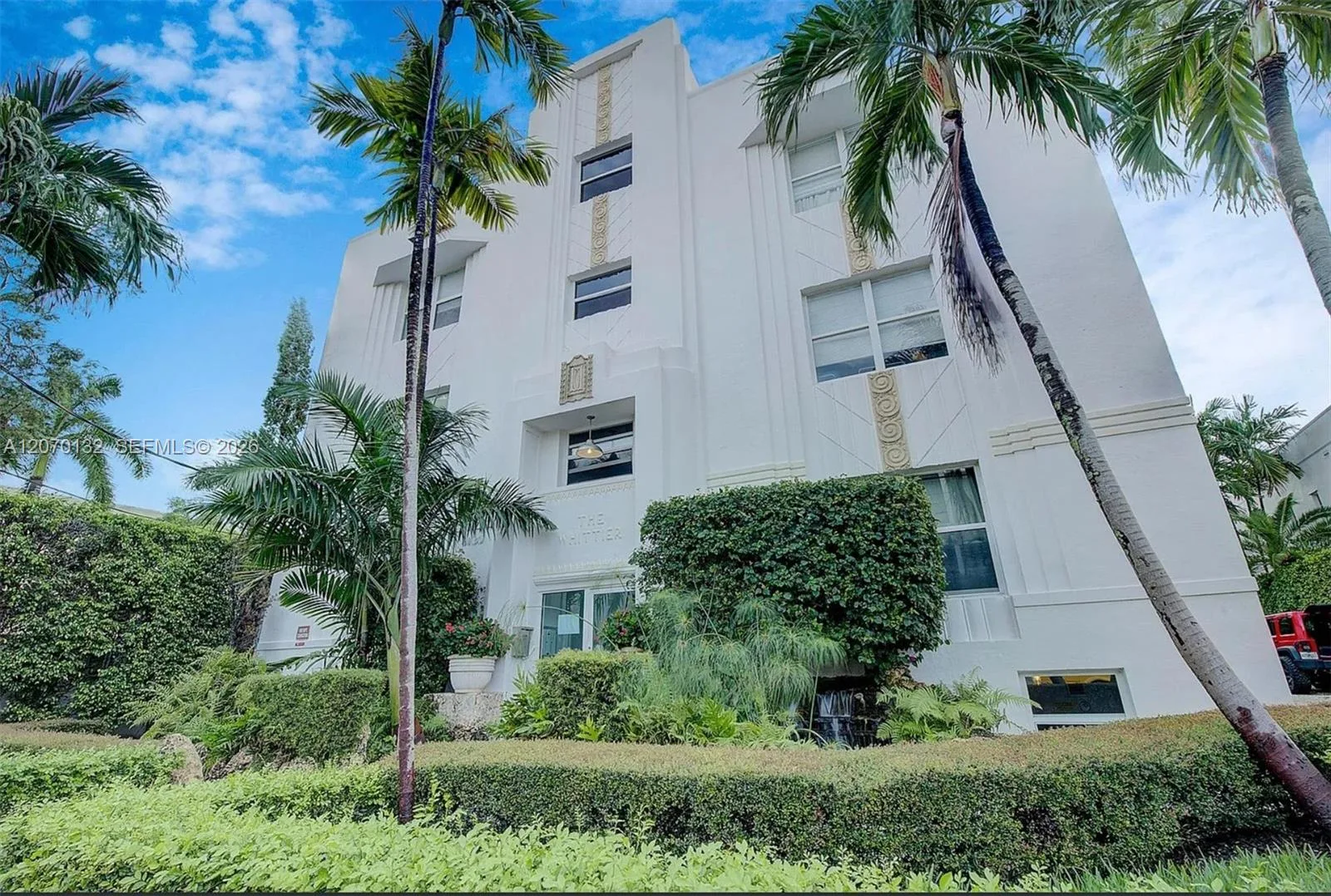 4035 N Meridian Ave # 305, Miami Beach, FL 33140 photo 2
