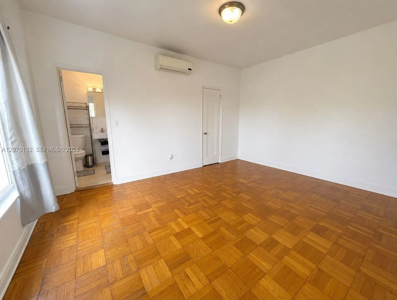 4035 N Meridian Ave # 305, Miami Beach, FL 33140 photo 8