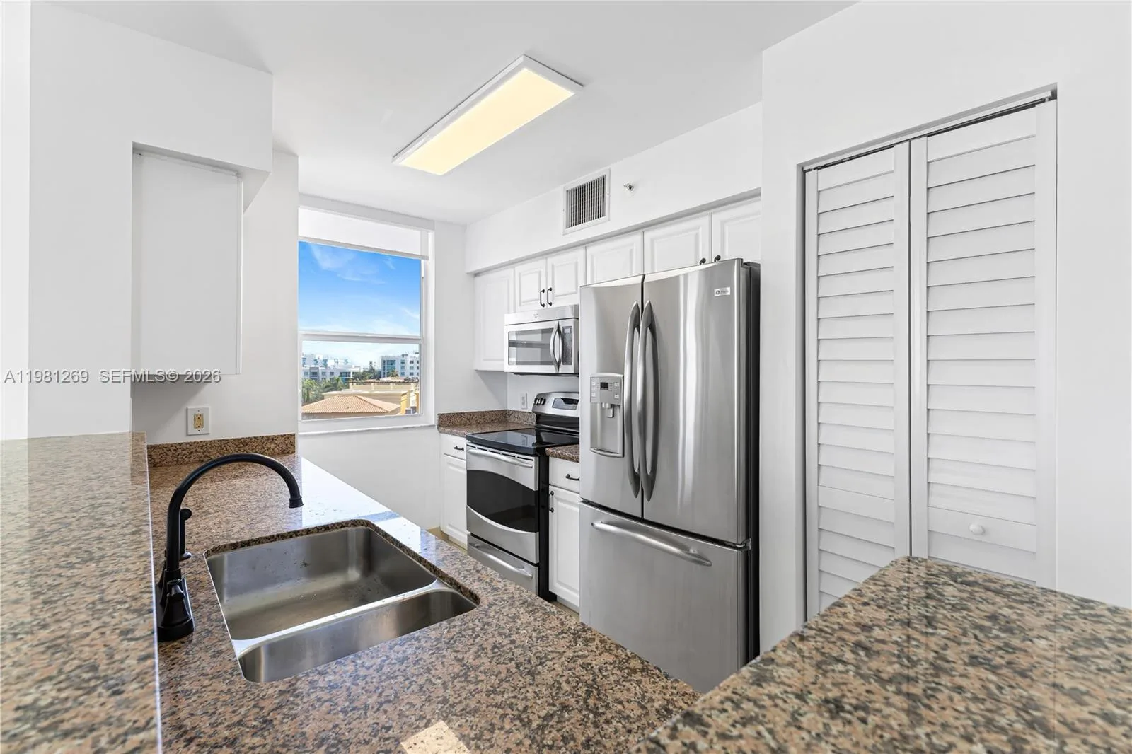 90 Alton Rd # 711, Miami Beach, FL 33139 photo 9