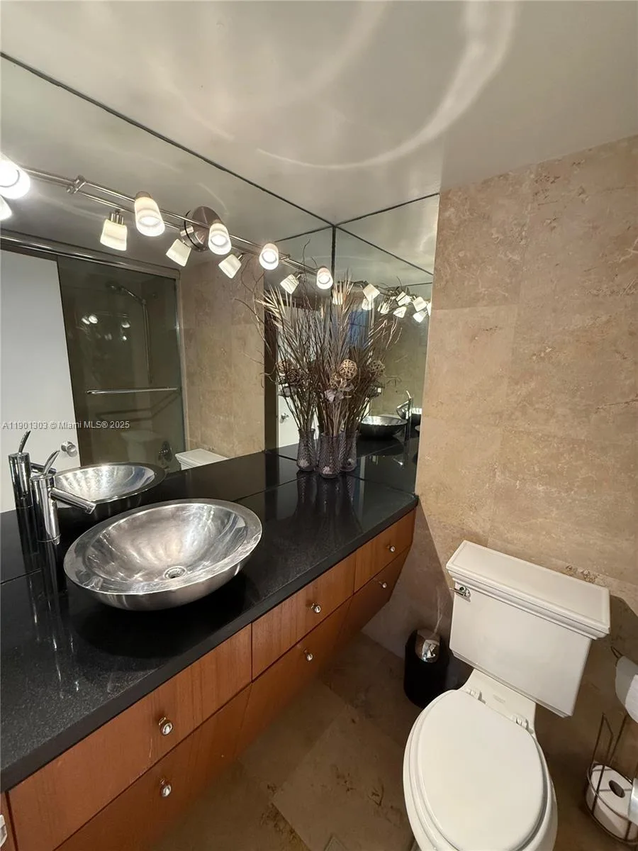 100 Lincoln Rd # 1111, Miami Beach, FL 33139 photo 13