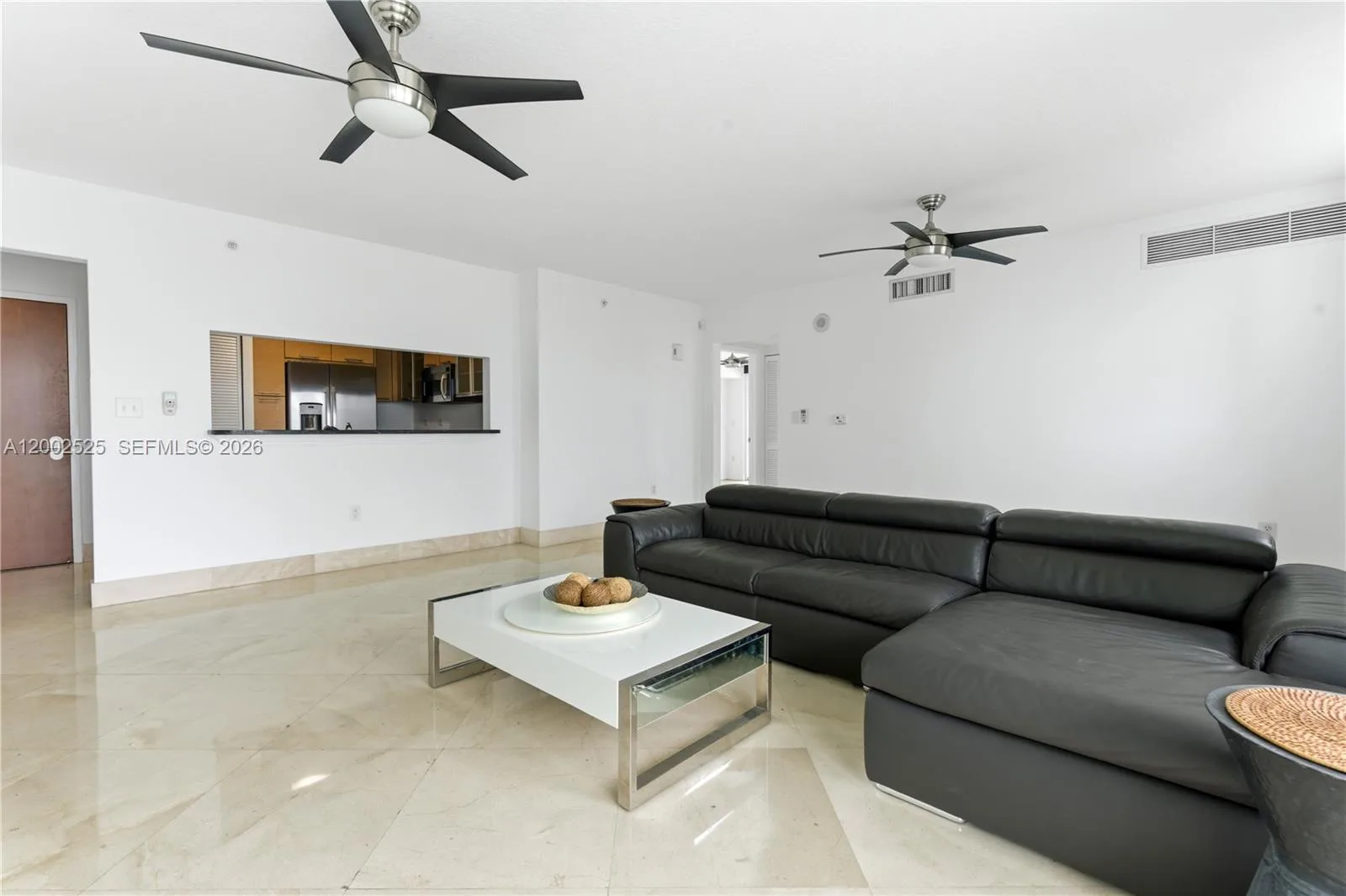 31 SE 5th St # 2301, Miami, FL 33131 photo 4