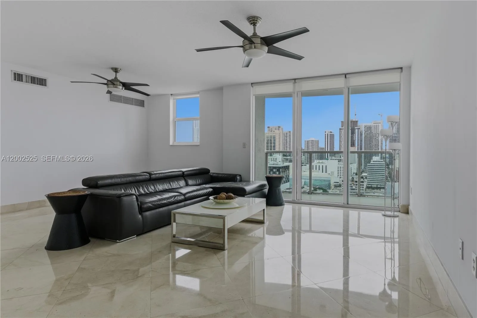 31 SE 5th St # 2301, Miami, FL 33131 photo 6