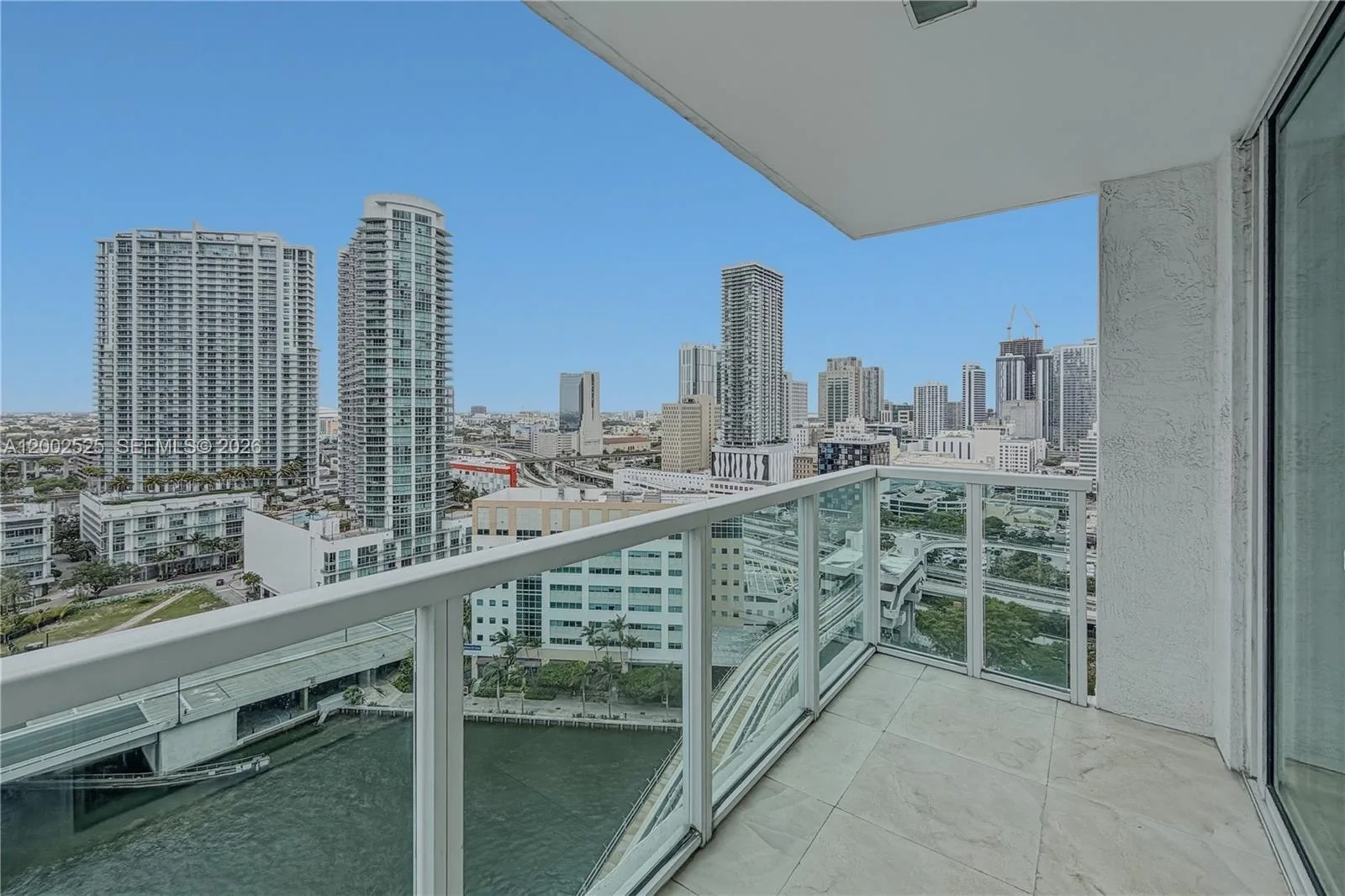 31 SE 5th St # 2301, Miami, FL 33131 photo 7