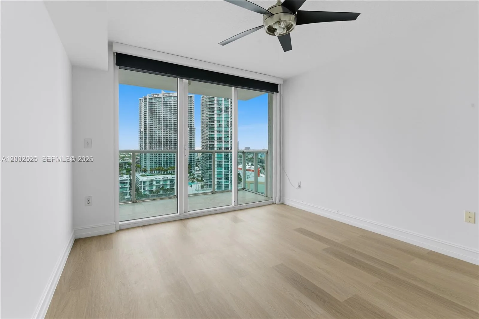 31 SE 5th St # 2301, Miami, FL 33131 photo 9