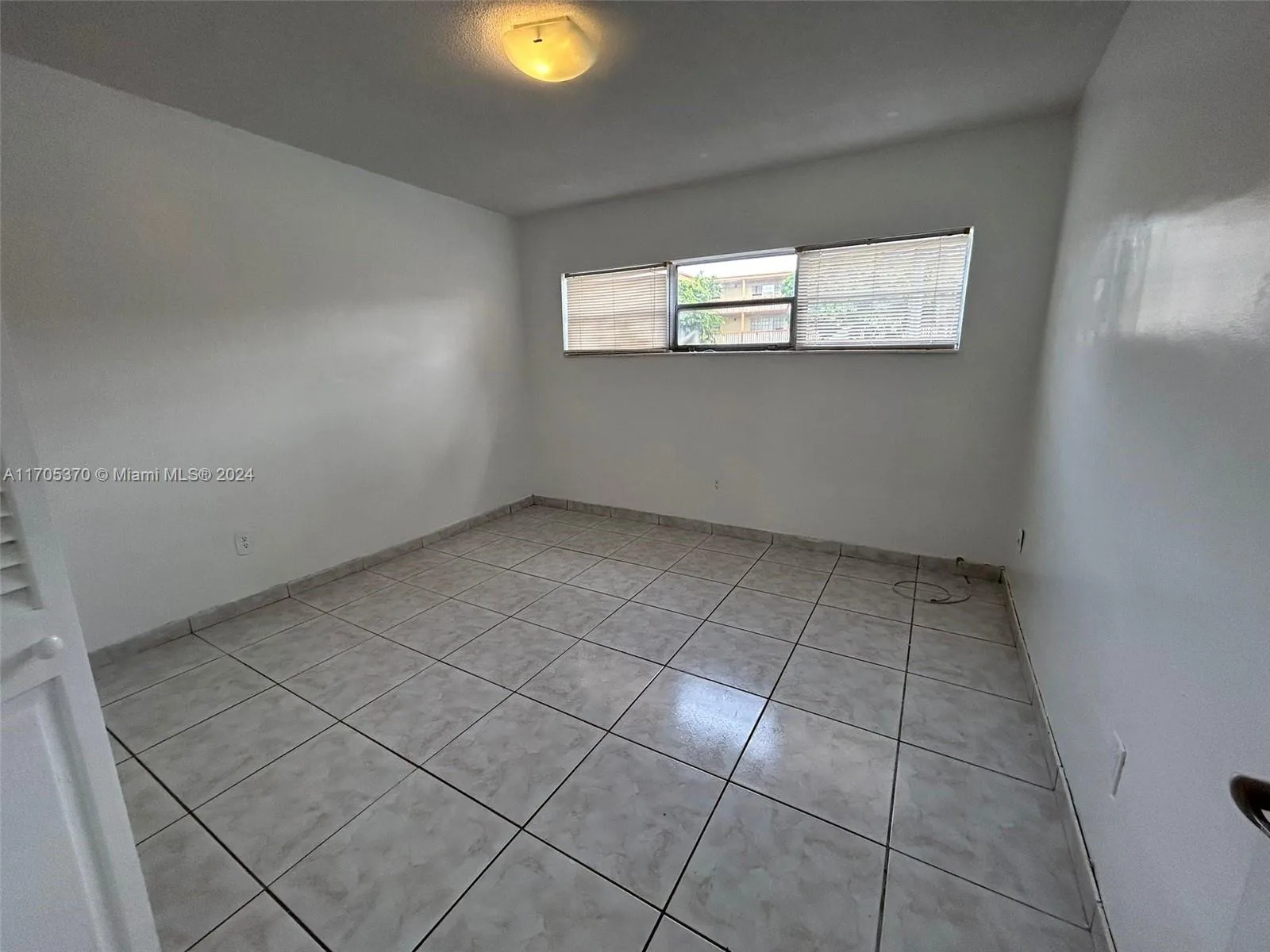 11855 NE 19th Dr # 8, North Miami, FL 33181 photo 10