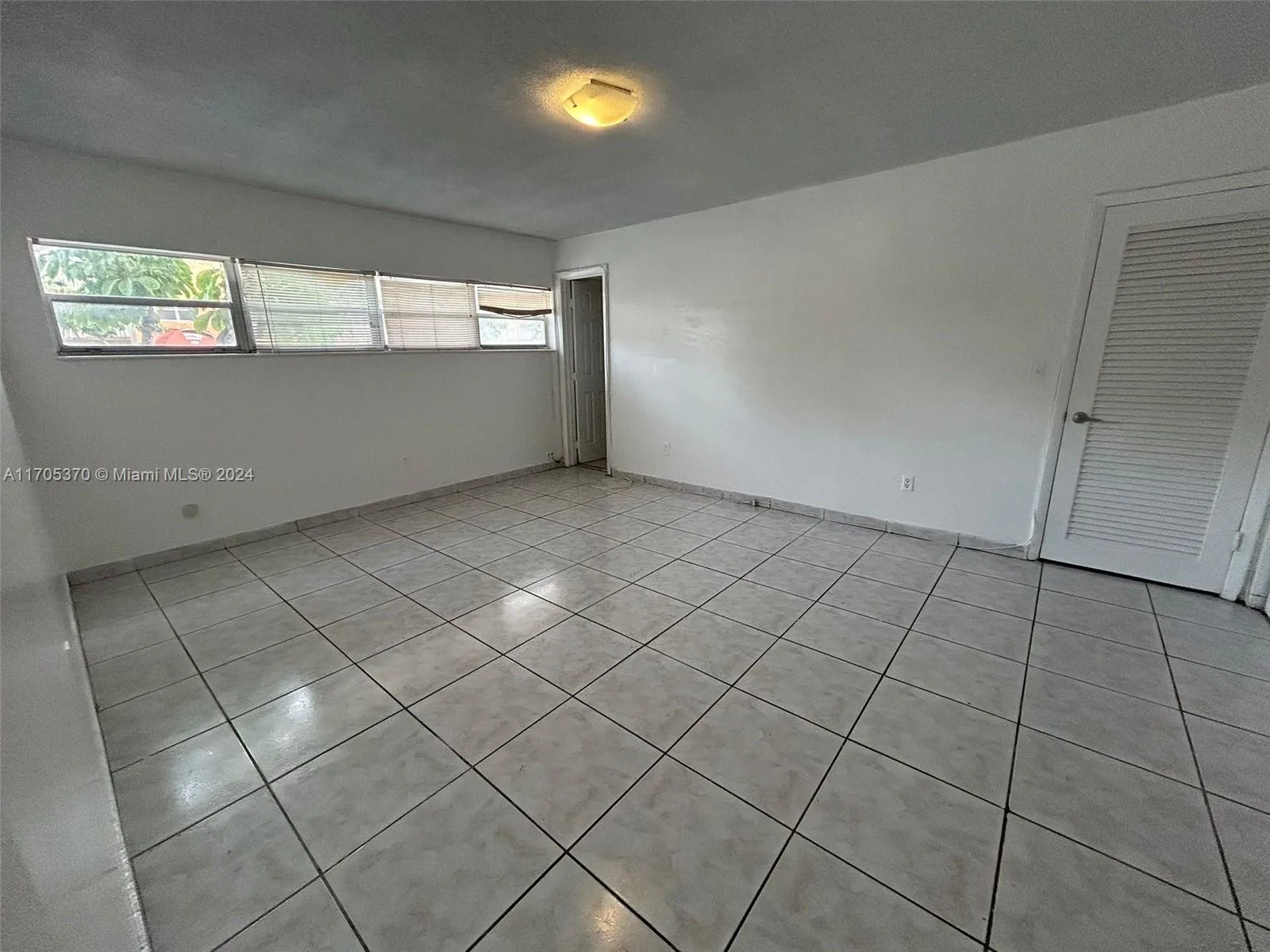 11855 NE 19th Dr # 8, North Miami, FL 33181 photo 12