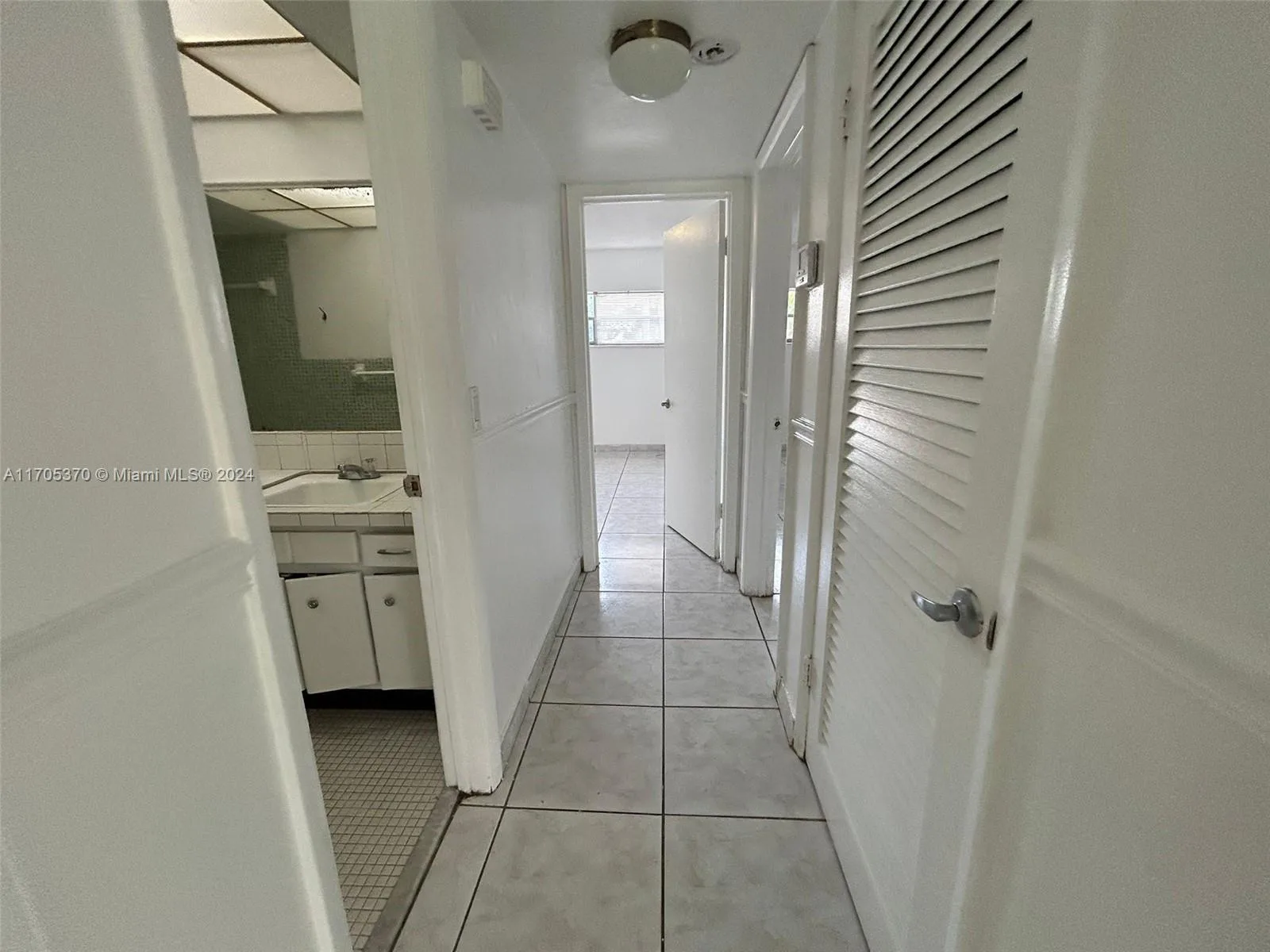 11855 NE 19th Dr # 8, North Miami, FL 33181 photo 8