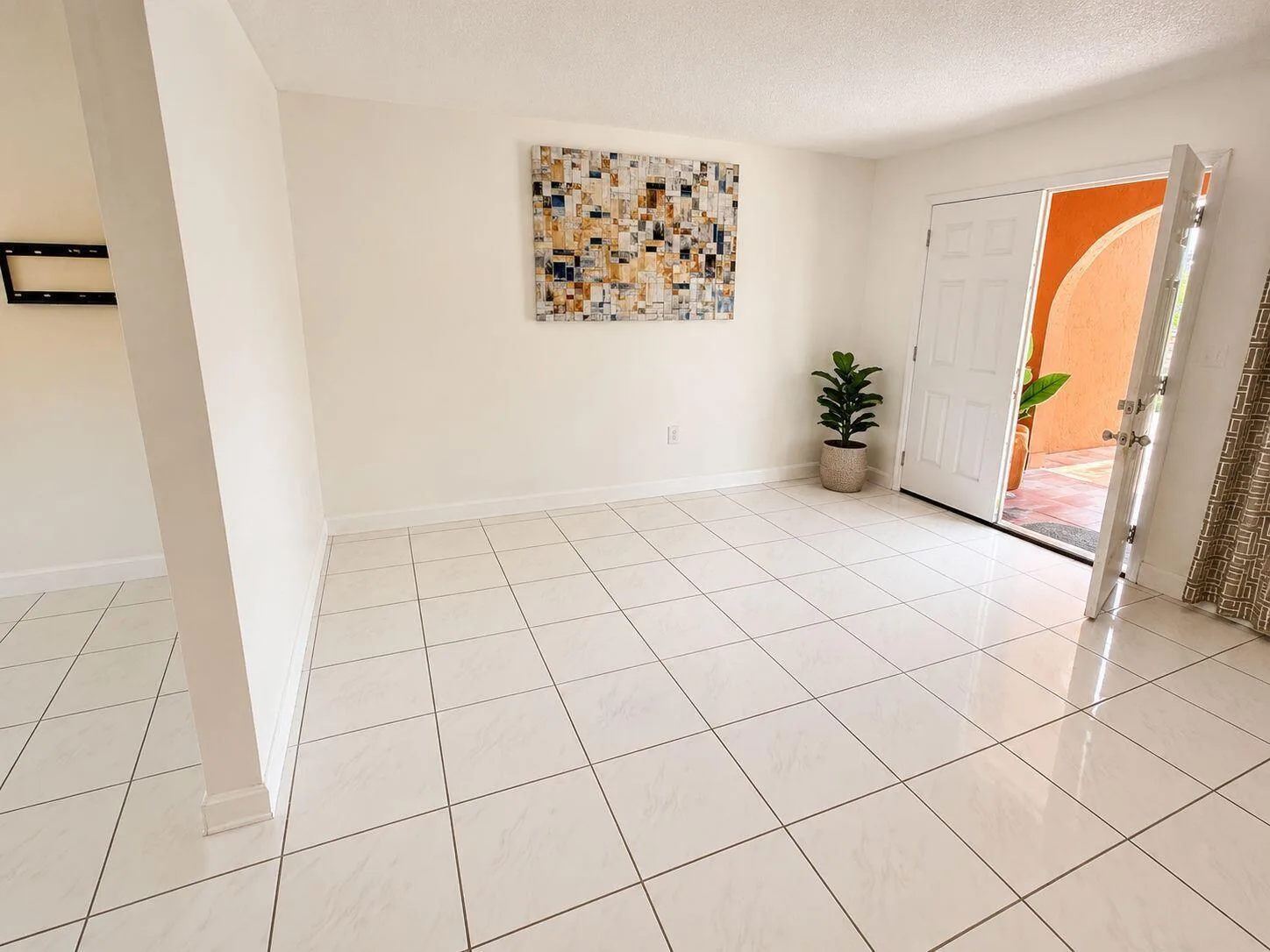 4210 W 10th Court, Hialeah, FL 33012 photo 3