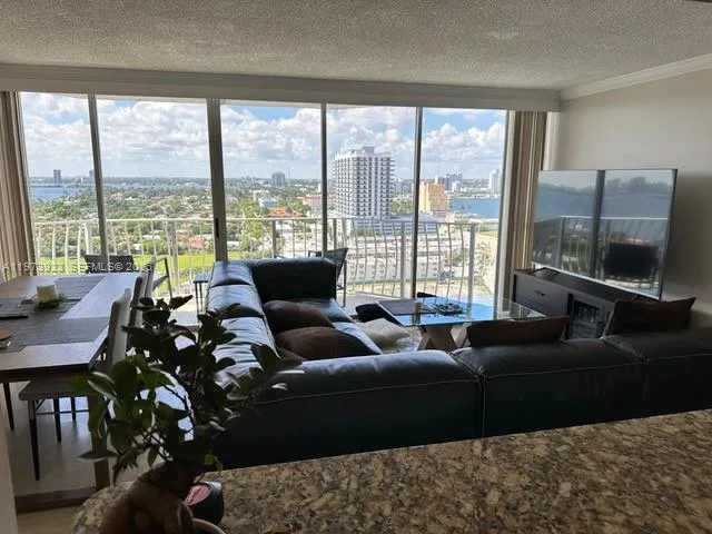 7601 E Treasure Dr # 1905, North Bay Village, FL 33141 photo 8