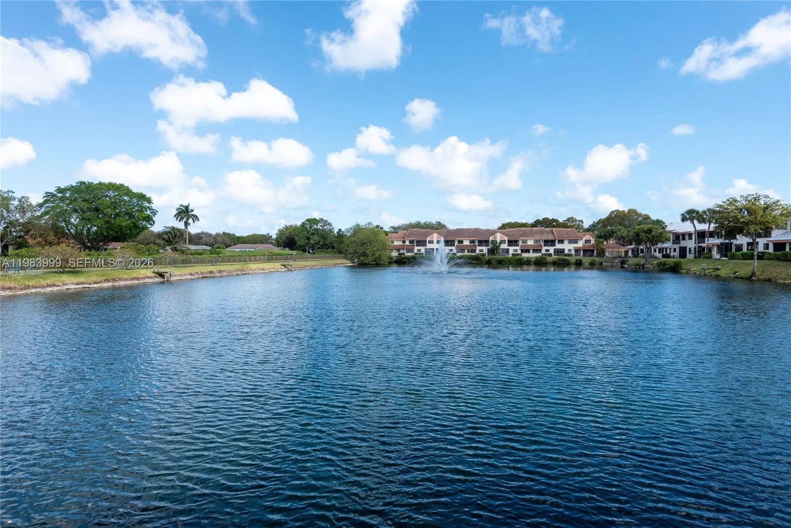3212 Arbor Ln # 2407, Hollywood, FL 33021 photo 2