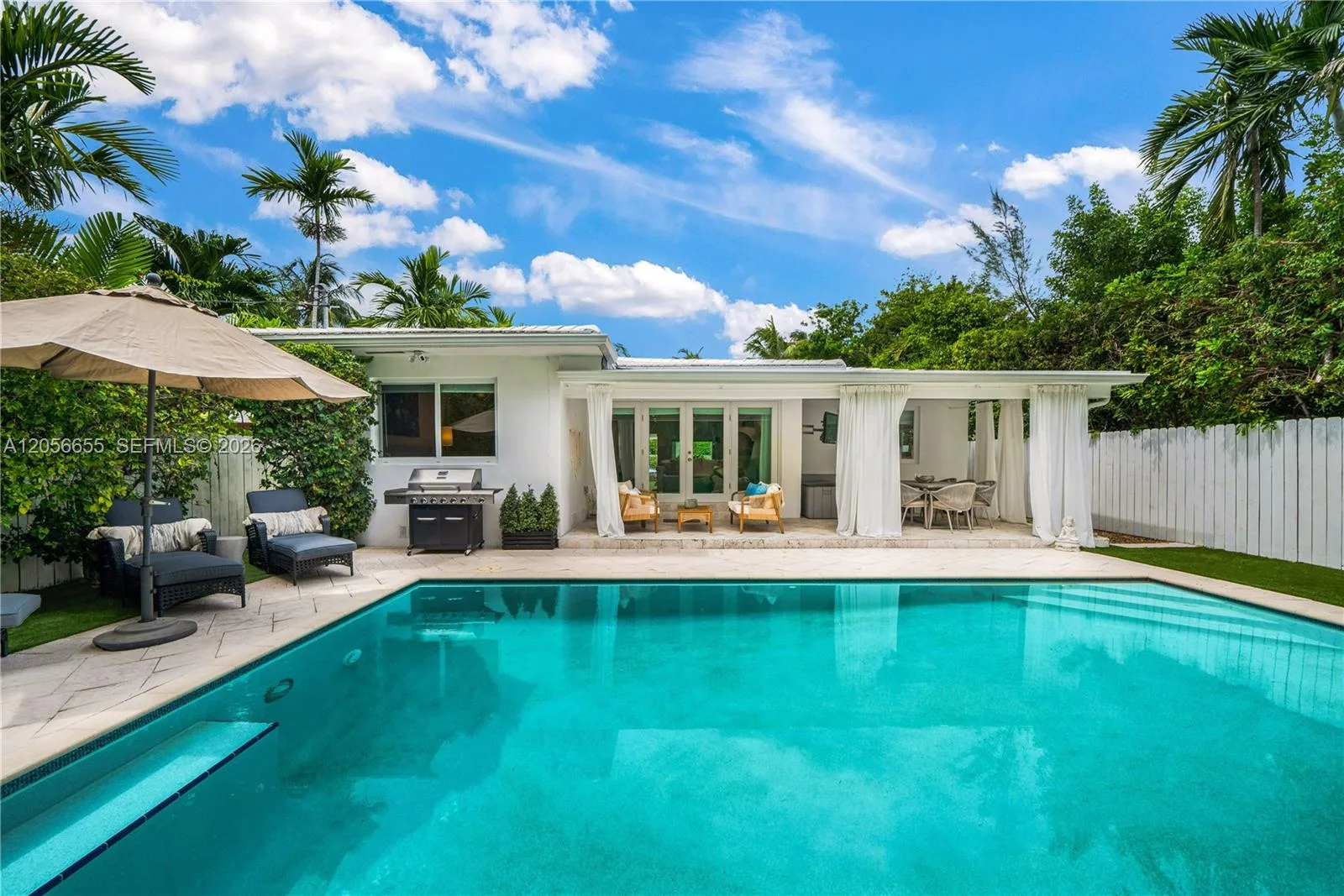 736 W 51 st # 736, Miami Beach, FL 33140