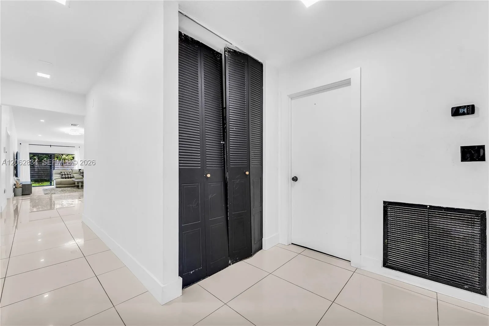 522 NE 195th St, Miami, FL 33179 photo 5