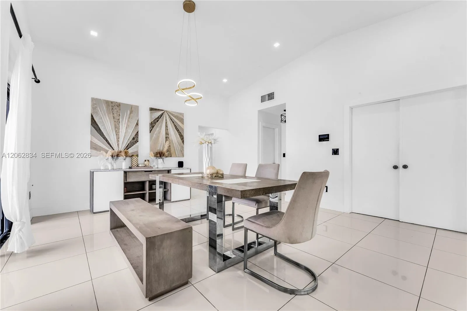 522 NE 195th St, Miami, FL 33179 photo 8