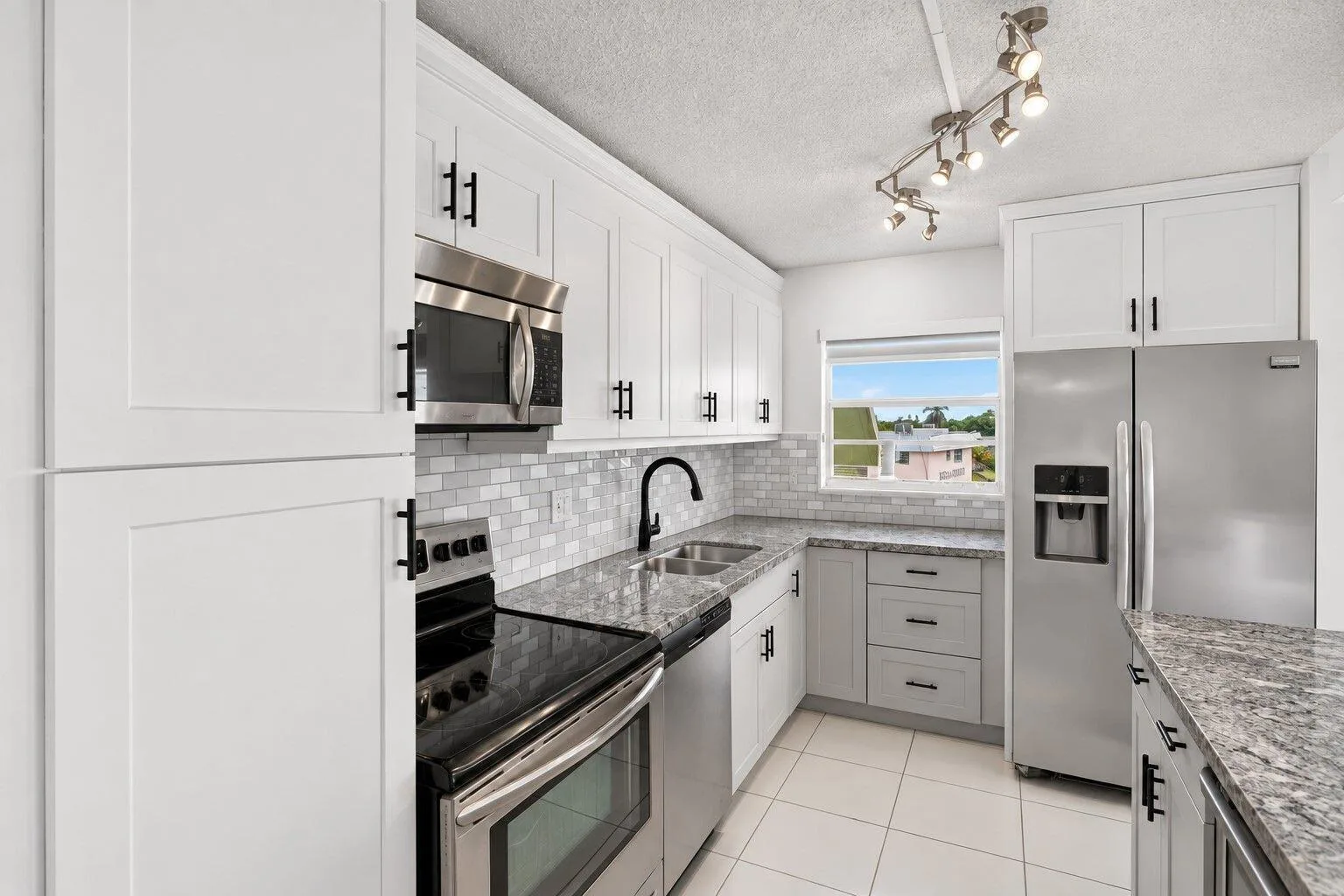 2741 Taft Street # 410, Hollywood, FL 33020