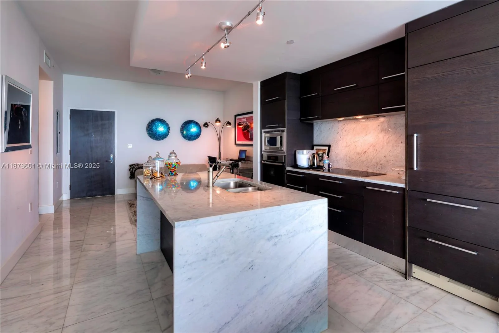 900 Biscayne Blvd # 4003, Miami, FL 33132 photo 11