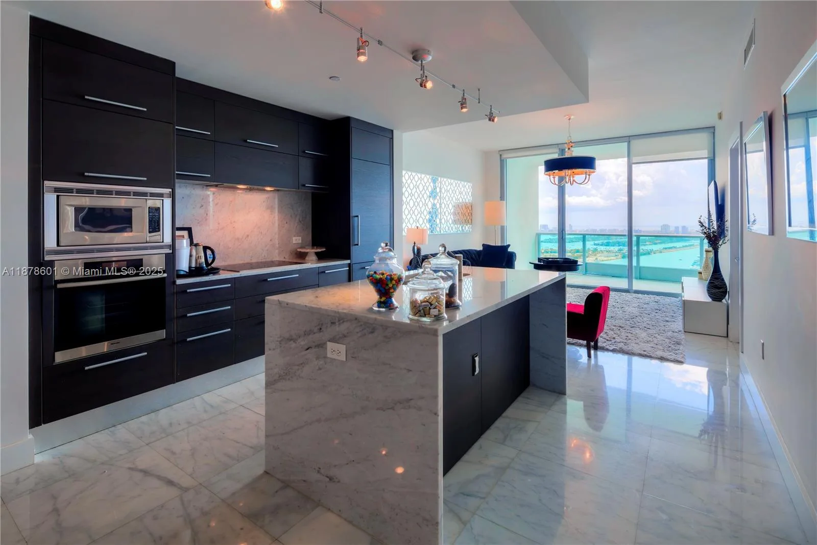 900 Biscayne Blvd # 4003, Miami, FL 33132 photo 6