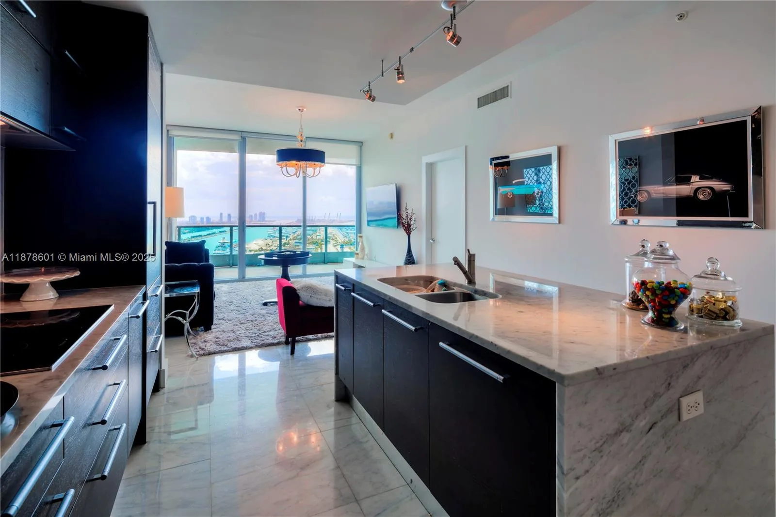 900 Biscayne Blvd # 4003, Miami, FL 33132 photo 8