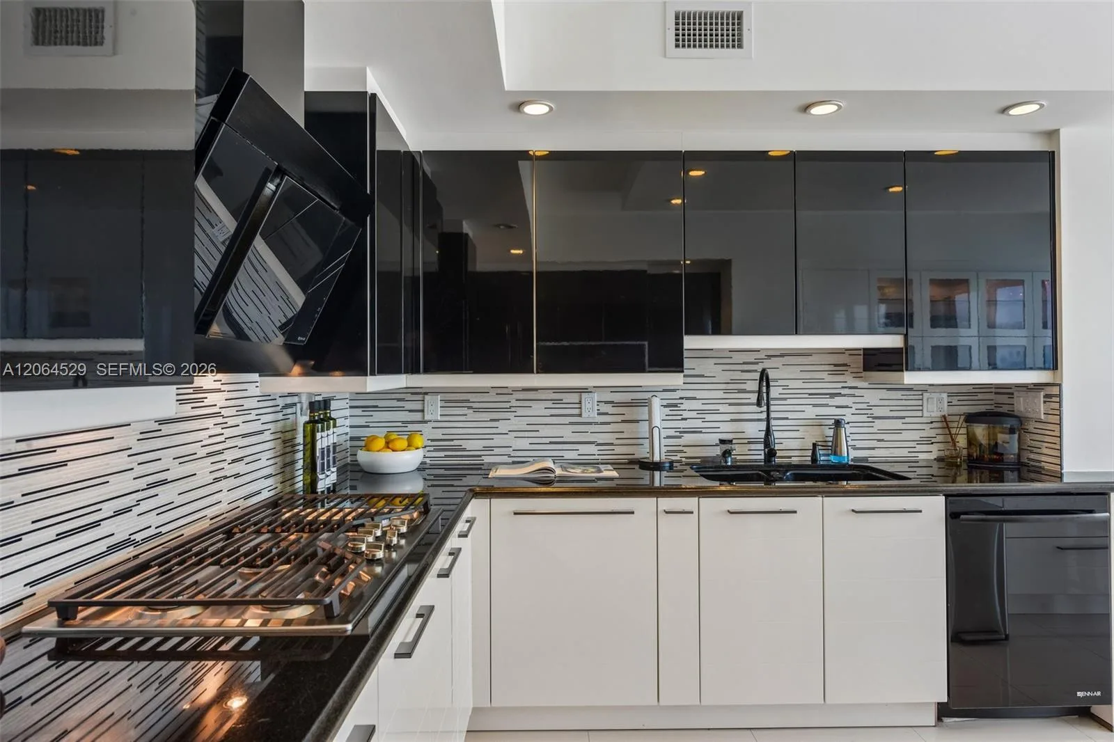 3535 S Ocean Dr # 2106, Hollywood, FL 33019 photo 13