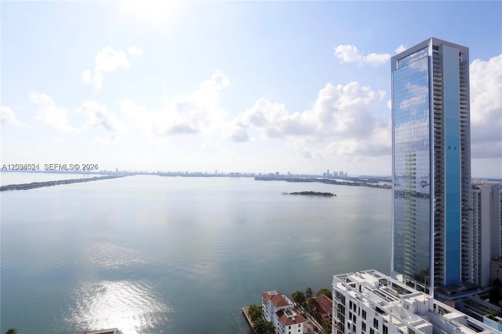 460 NE 28th St # 3404, Miami, FL 33137