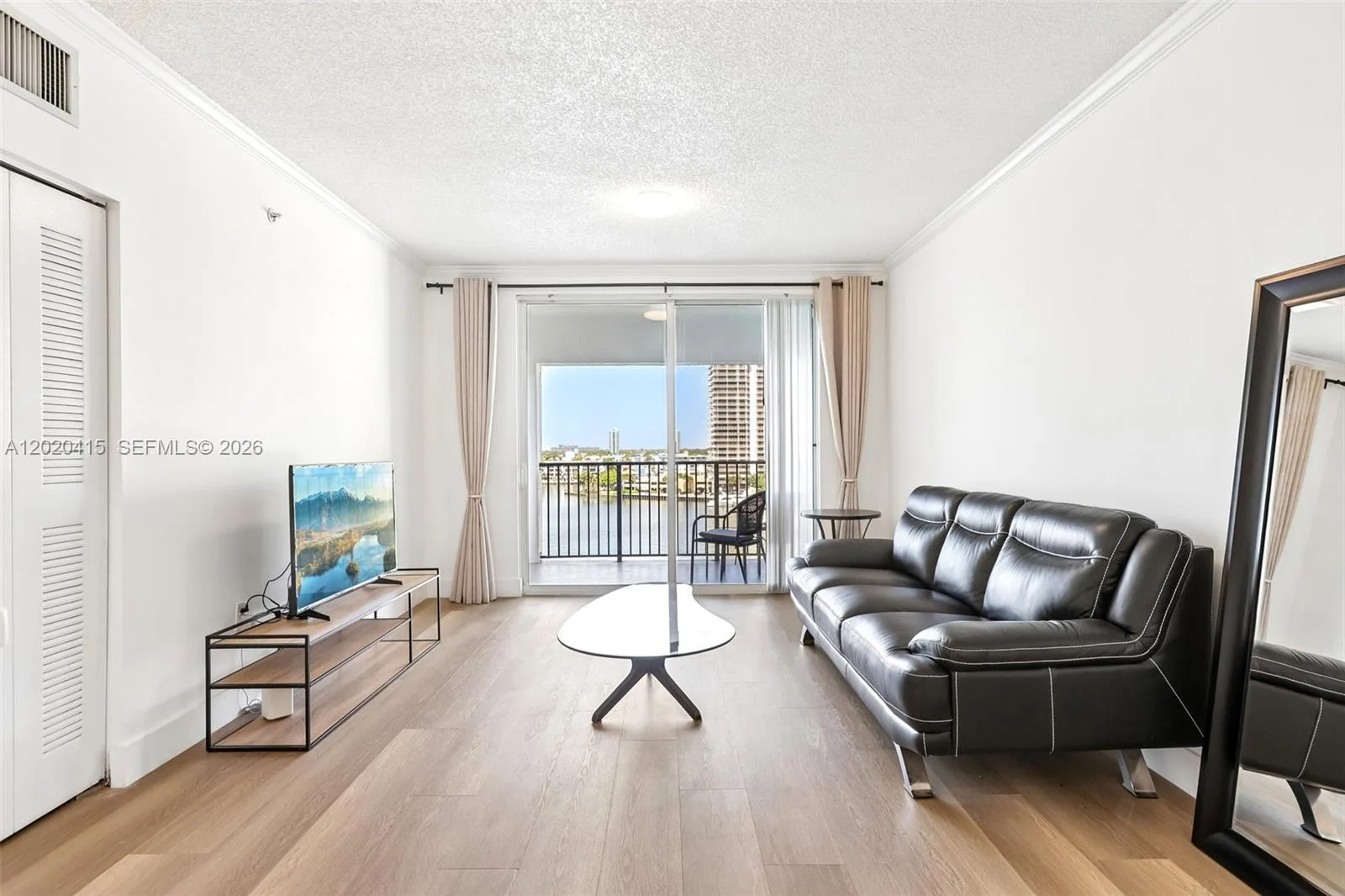 17150 N Bay Rd # 2808, Sunny Isles Beach, FL 33160 photo 3