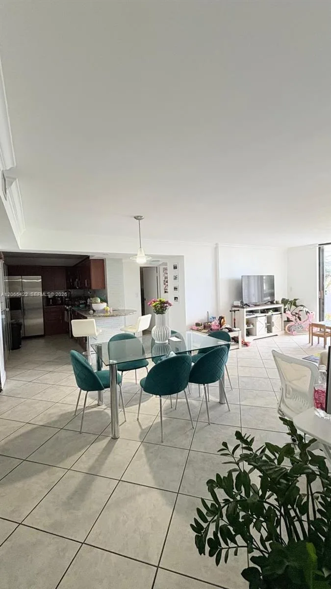 2333 Brickell Ave # 315, Miami, FL 33129 photo 2