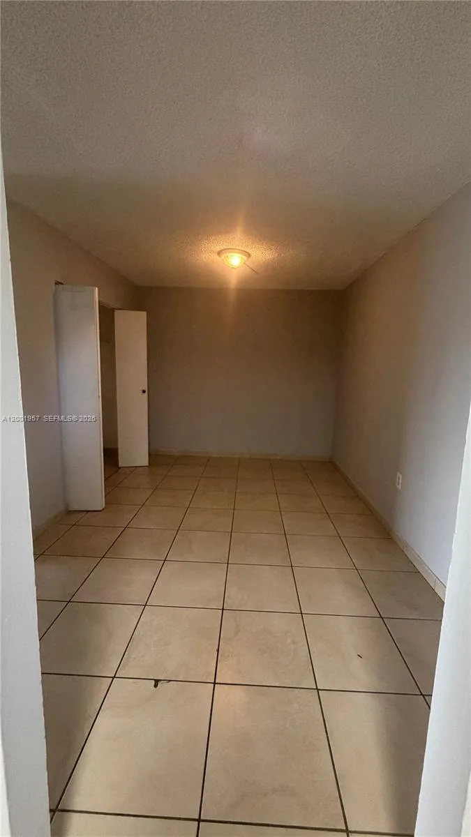 9375 Fontainebleau Blvd # L304, Miami, FL 33172 photo 6