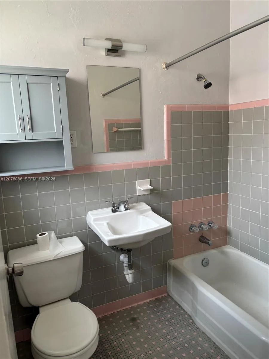 435 SW 5th Ave # 4, Miami, FL 33130 photo 5