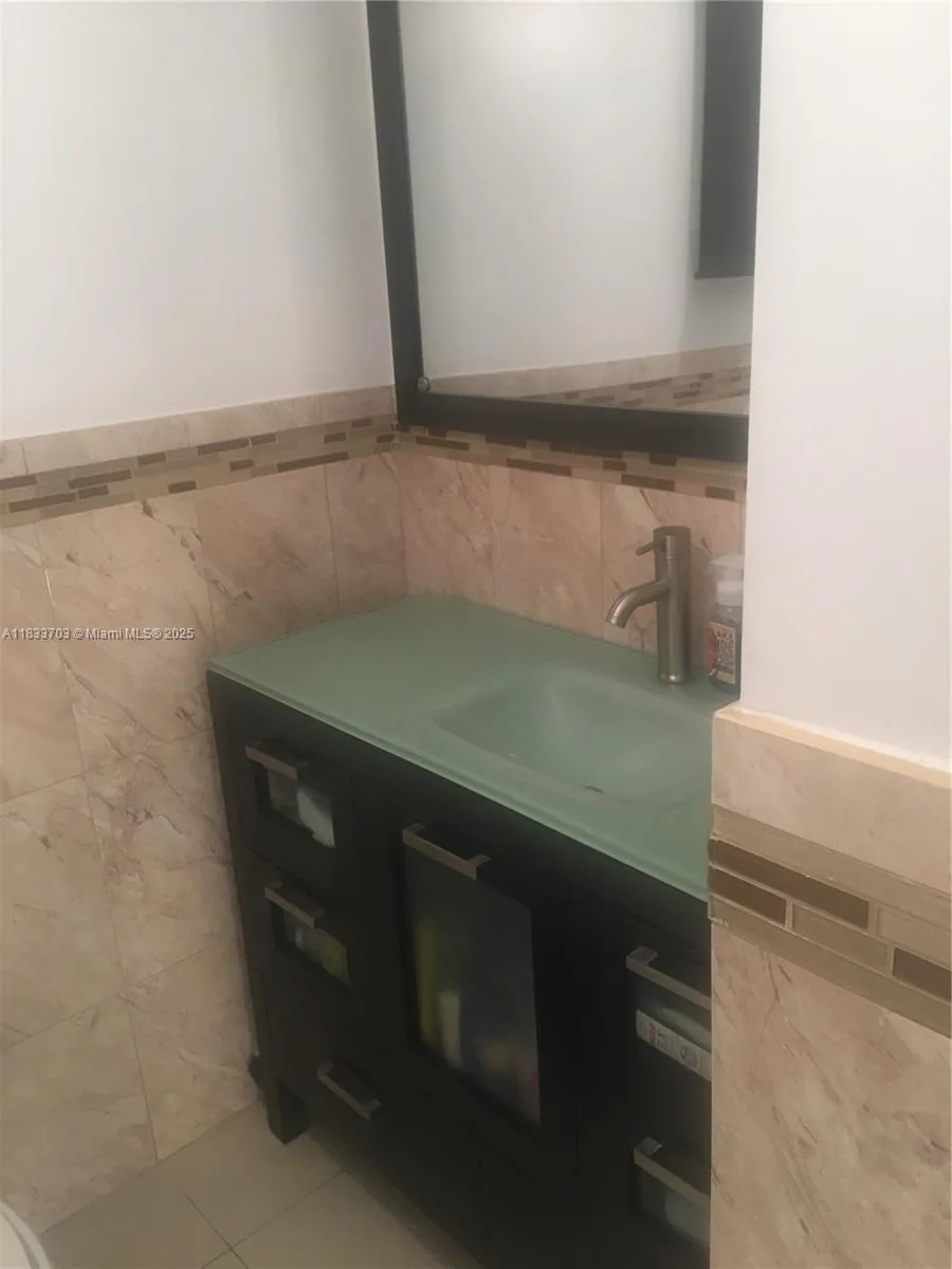 1750 NE 115th St # 608, Miami, FL 33181 photo 7