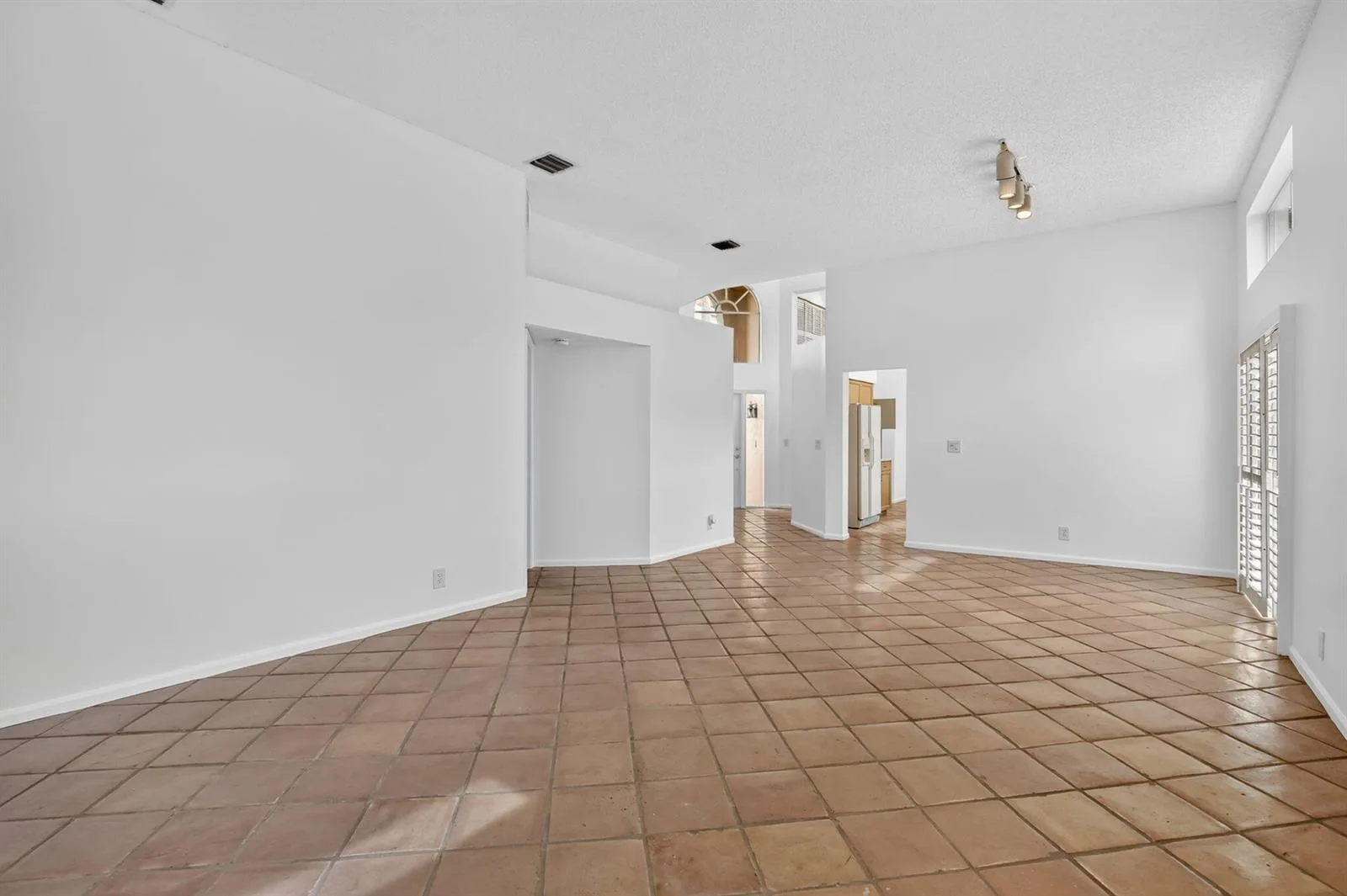 10124 NW 4th Street, Plantation, FL 33324 photo 9