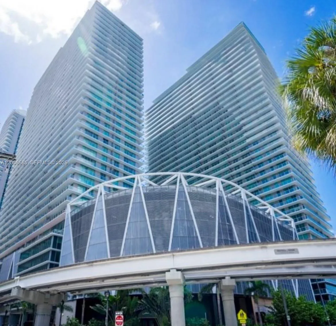 79 SW 12th St # 1601-S, Miami, FL 33130